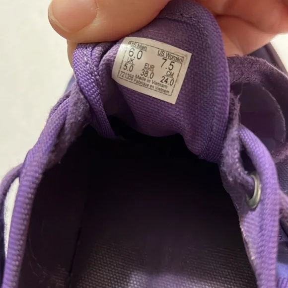 Van’s unisex purple checkerboard shoes size 6 men’s and 7.5 women’s - Picture 7 of 14